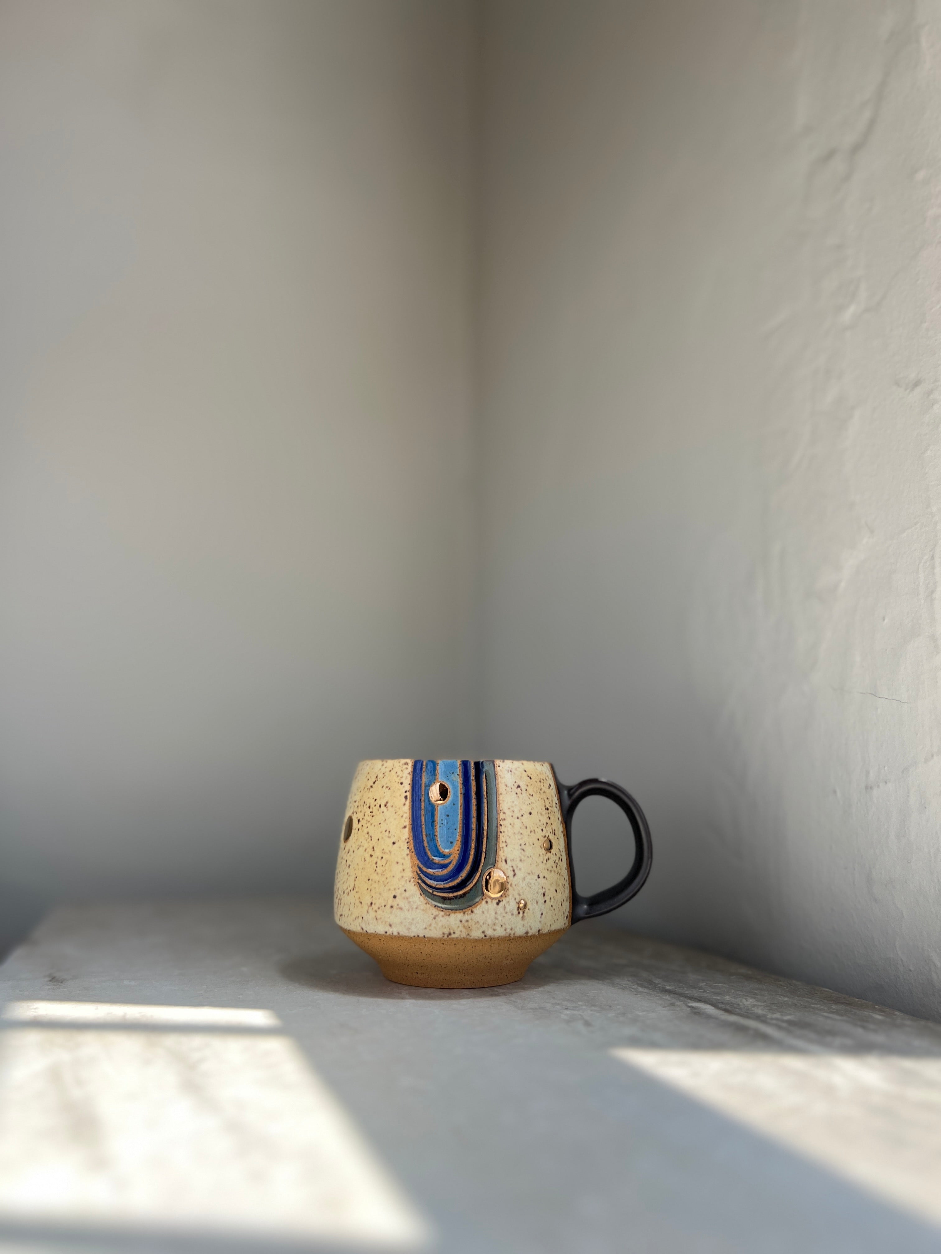 M11 mug