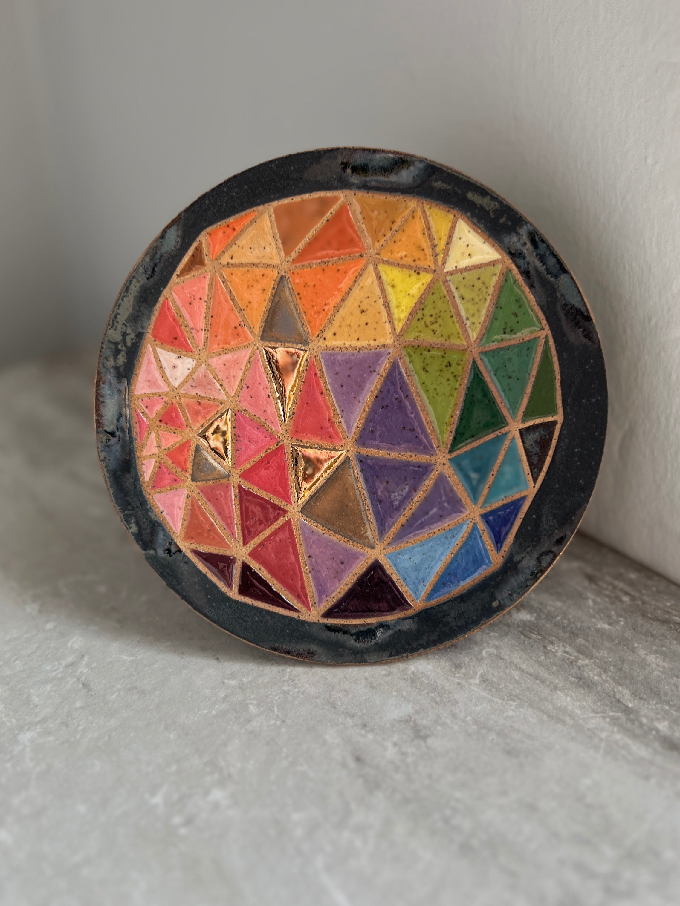 Pedestal offering dish