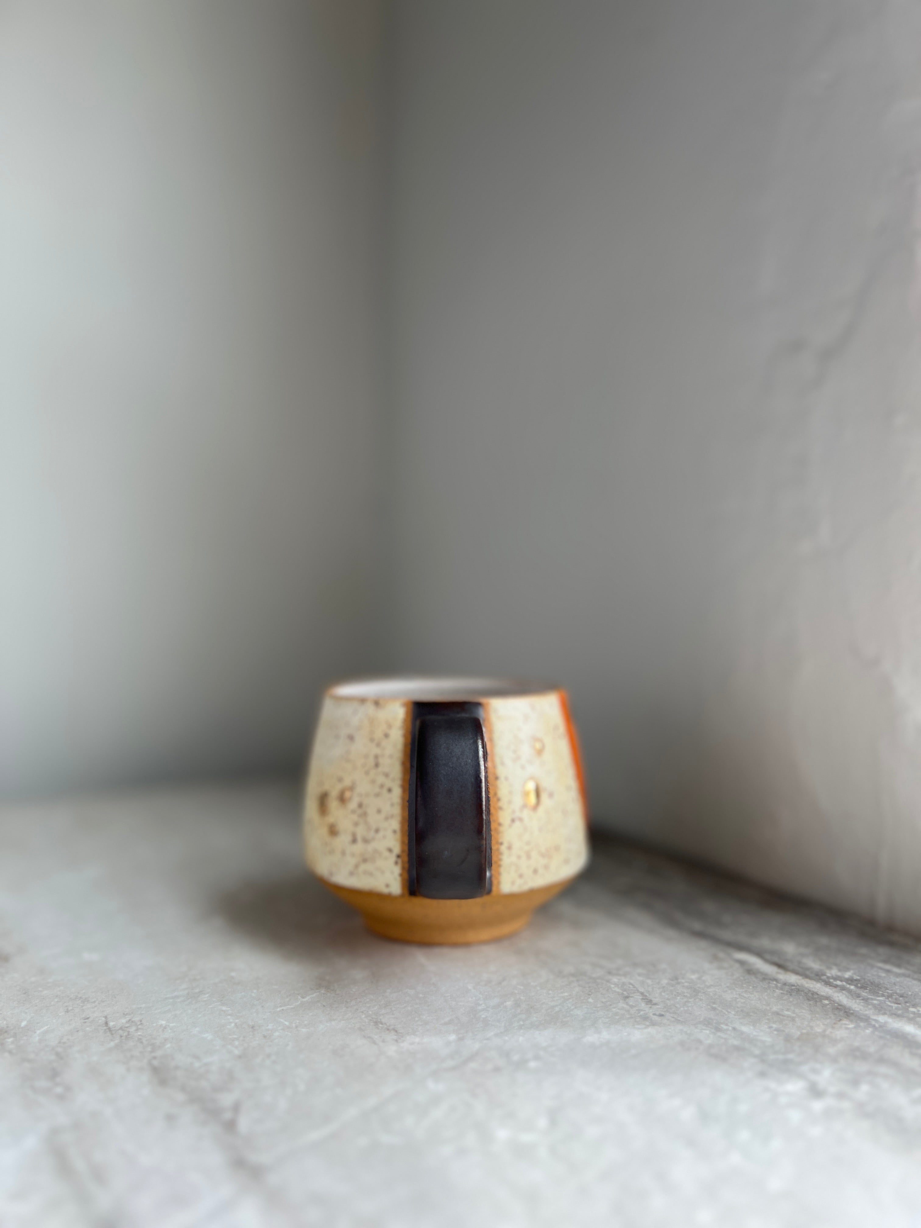 M7 mug