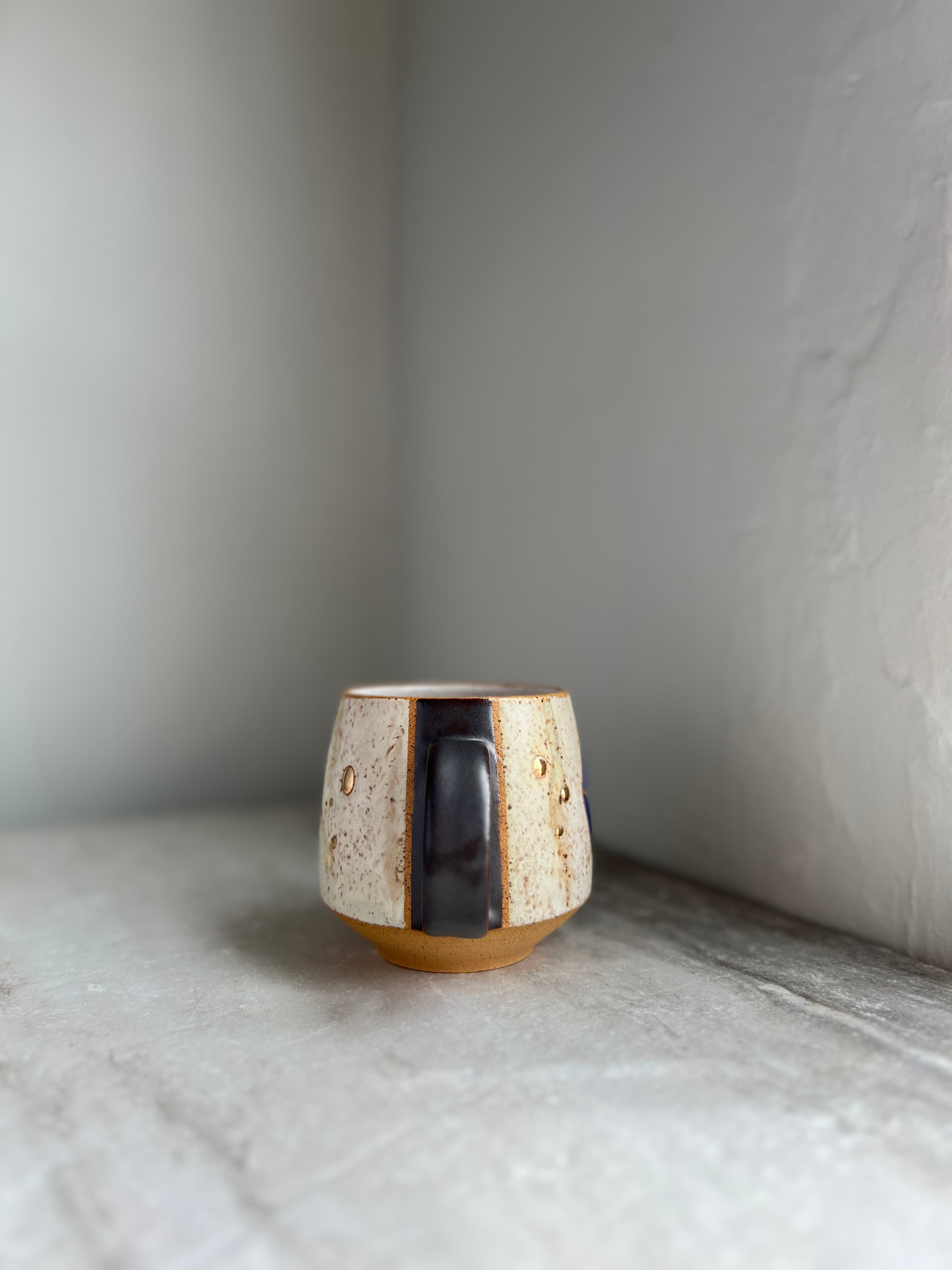 M6 mug