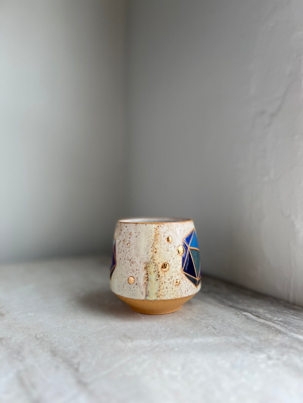M6 mug