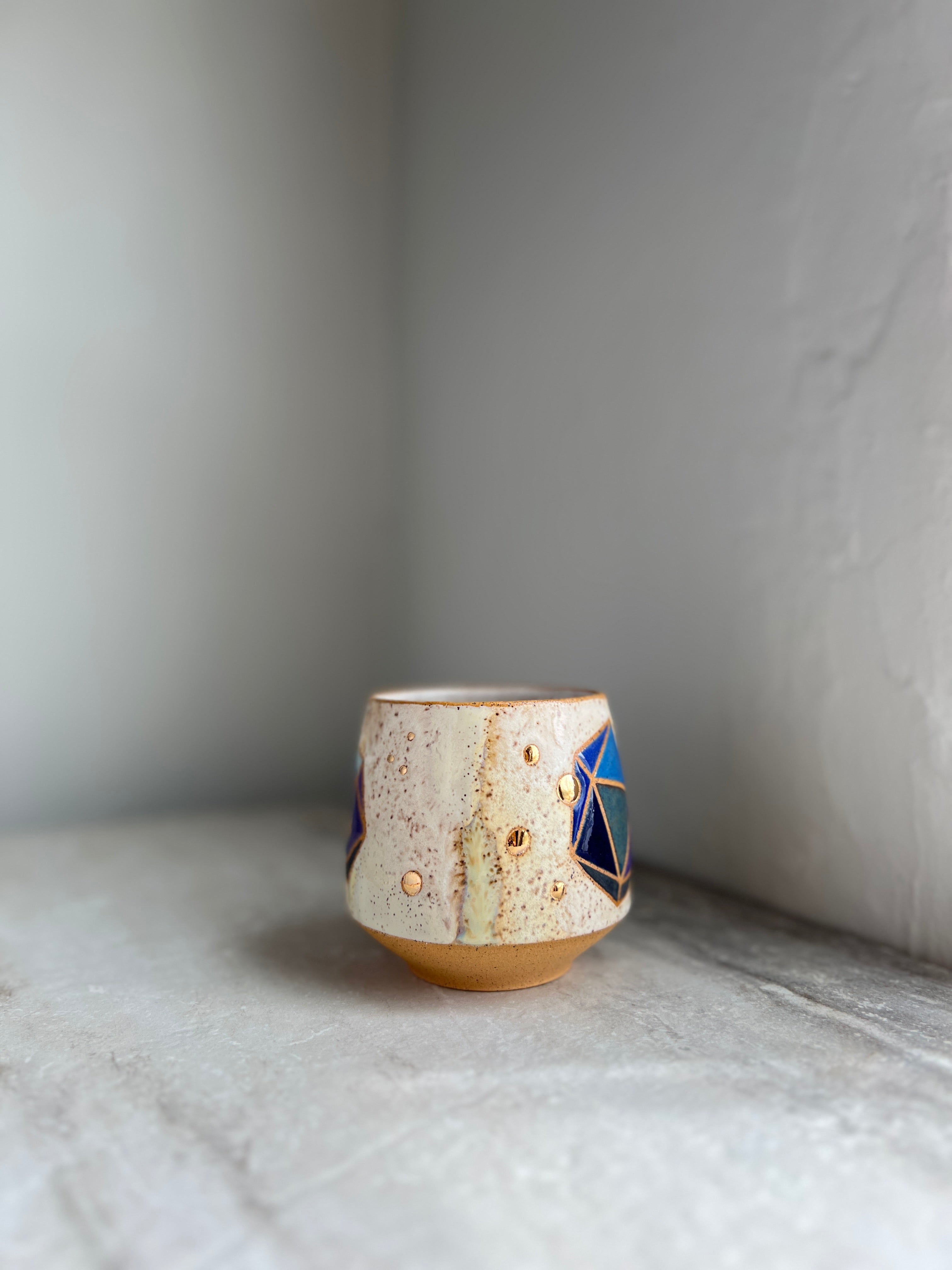 M6 mug
