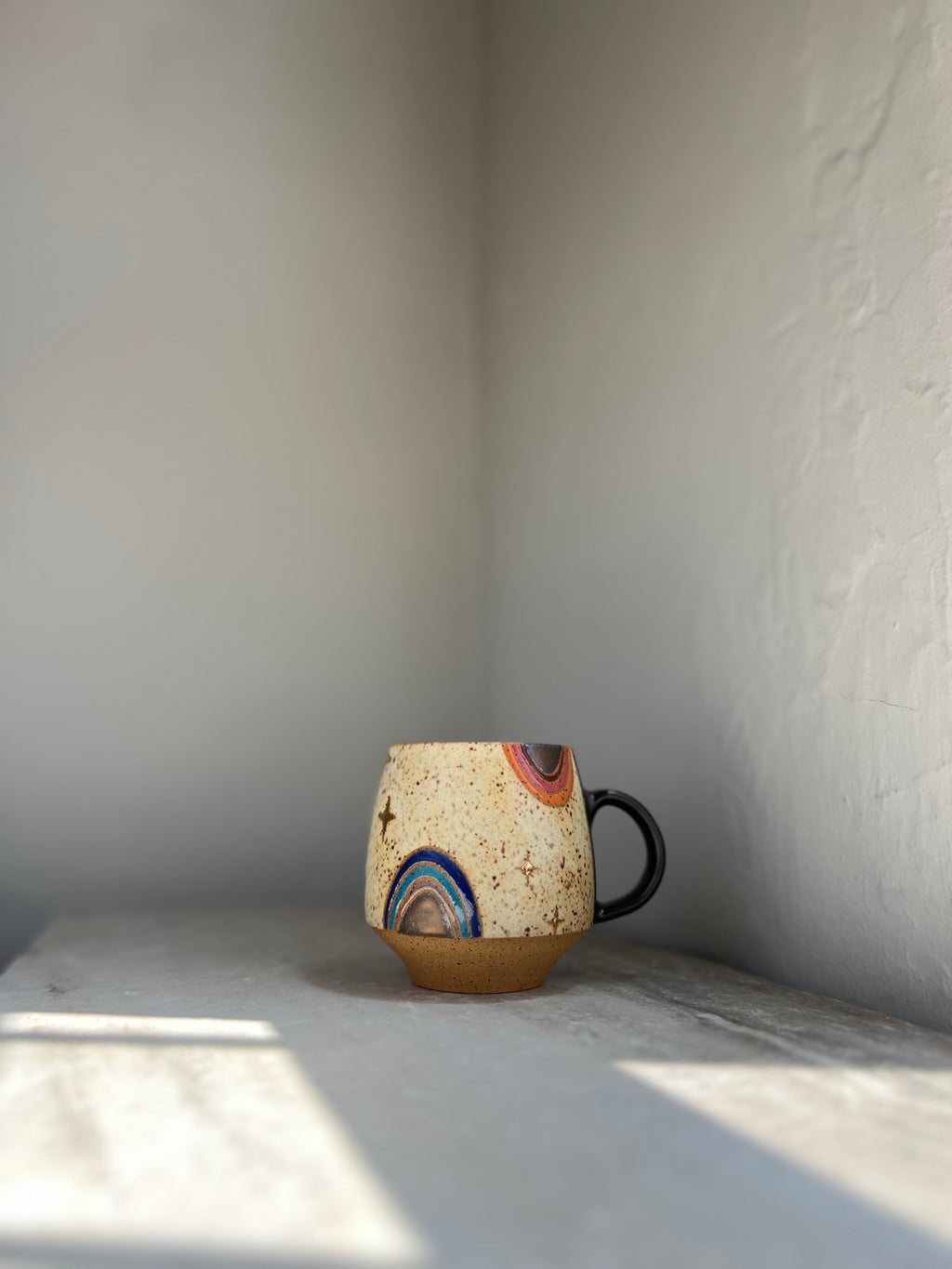 M10 mug
