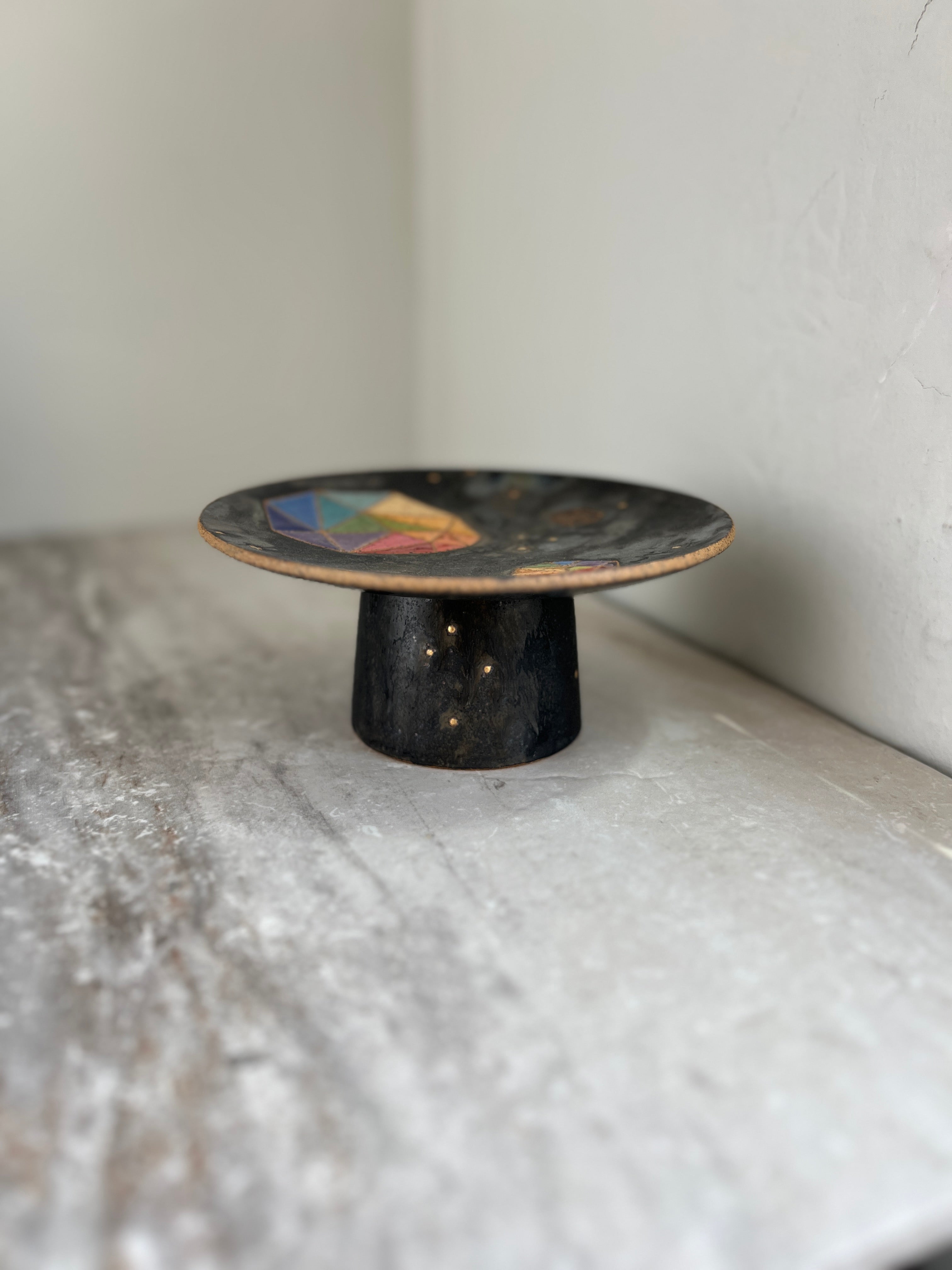 Pedestal offering dish 1