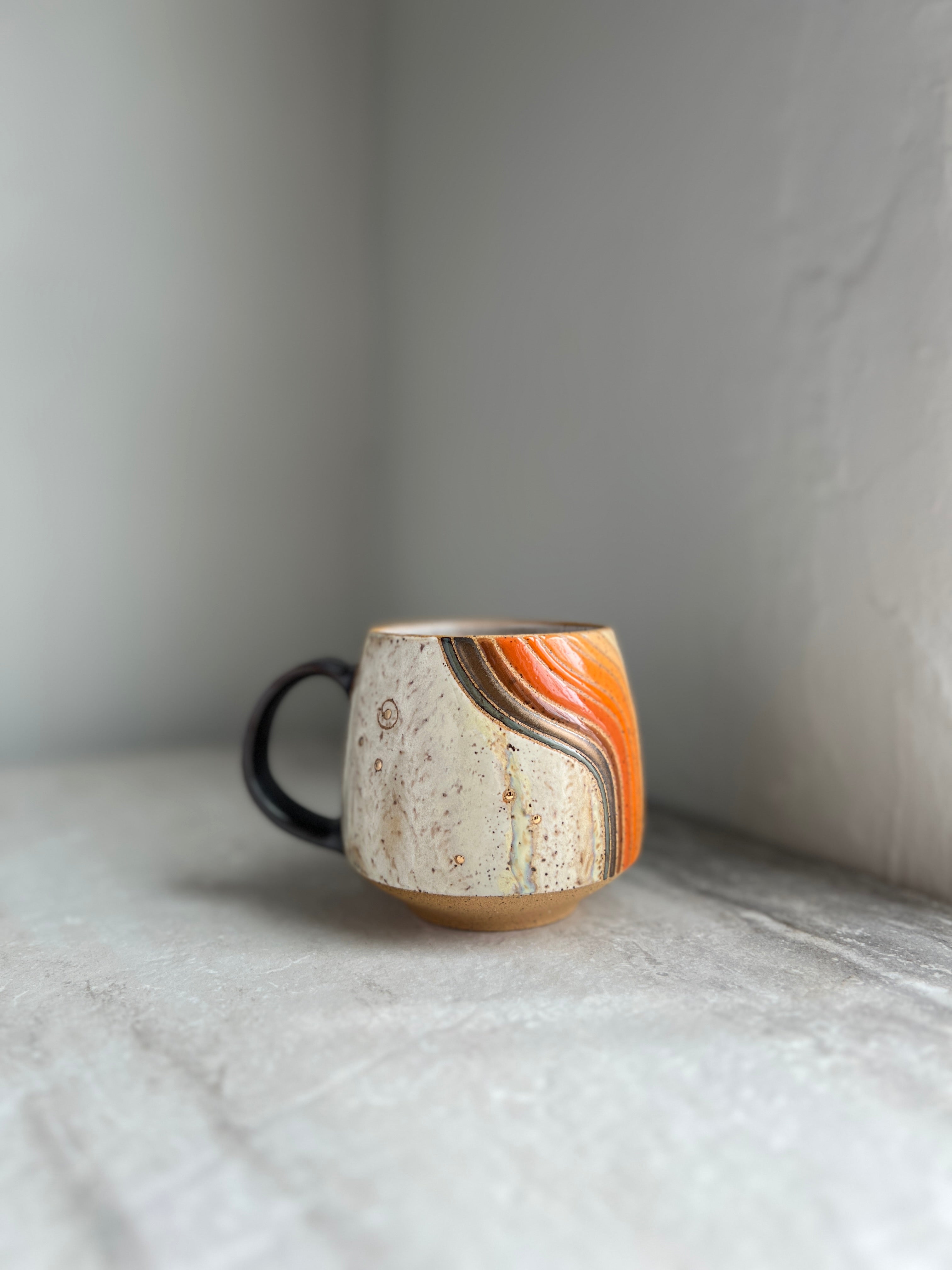 M2 mug